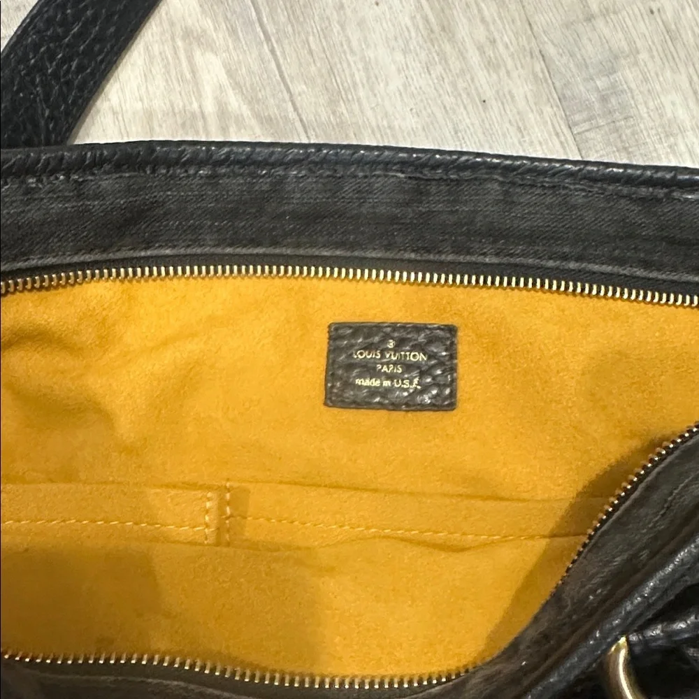 Louis Vuitton Neo Cabby Denim Handbag - Picture 10 of 17